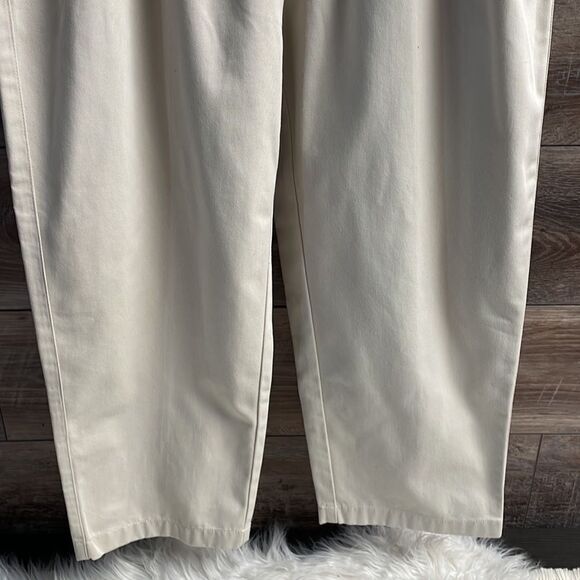 L.L.Bean Ladies Original Fit Pants, Size 10 Reg, Tan Khaki - Picture 3 of 6